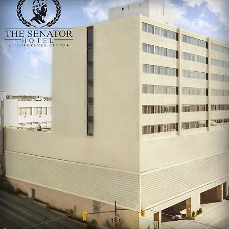 The Senator Hotel & Conference Center Timmins Exteriör bild