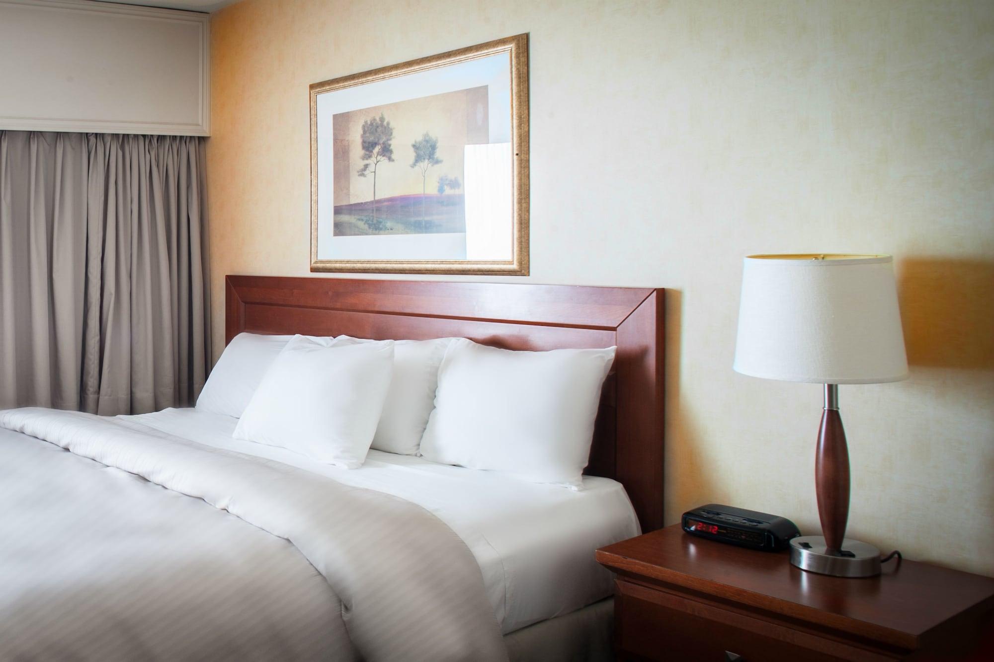 The Senator Hotel & Conference Center Timmins Exteriör bild