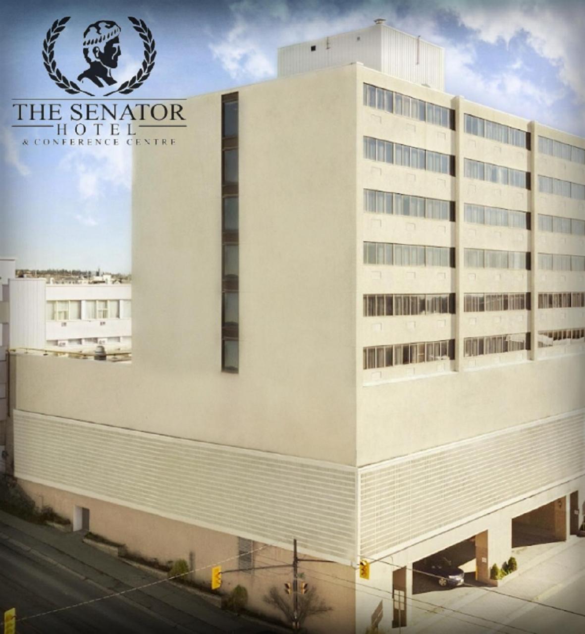 The Senator Hotel & Conference Center Timmins Exteriör bild